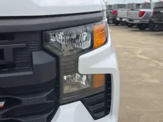 Chevrolet Silverado 1500 2023 4x4 Custom Trail Boss 4dr Crew Cab 5.8 ft. SB