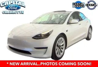 Tesla Model 3 2023 Sedán 4 puertas