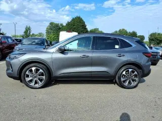 Ford Escape 2023 AWD Platinum 4dr SUV