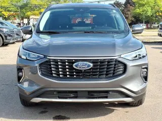 Ford Escape 2023 AWD Platinum 4dr SUV
