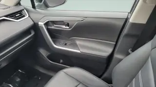 Toyota RAV4 2023 XLE Premium 4dr SUV
