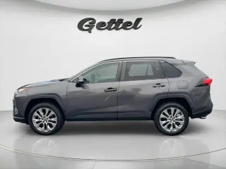 Toyota RAV4 2023 XLE Premium 4dr SUV