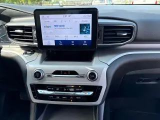Ford Explorer 2023 AWD XLT 4dr SUV