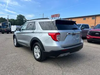 Ford Explorer 2023 AWD XLT 4dr SUV
