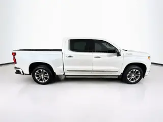 Chevrolet Silverado 1500 2023 4x4 High Country 4dr Crew Cab 5.8 ft. SB