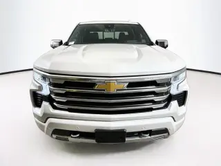 Chevrolet Silverado 1500 2023 4x4 High Country 4dr Crew Cab 5.8 ft. SB