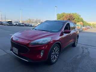 Ford Escape Híbrido 2020 Titanium 4dr SUV