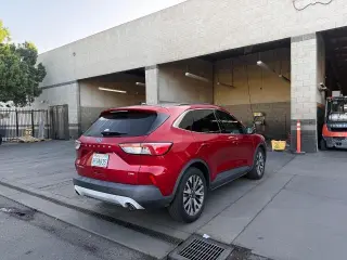 Ford Escape Híbrido 2020 Titanium 4dr SUV