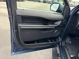 Ford Expedition 2019 4x4 Platinum 4dr SUV