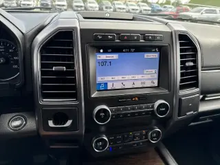 Ford Expedition 2019 4x4 Platinum 4dr SUV
