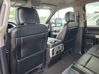 Ford F-250 Super Duty 2020 4x4 Lariat 4dr Crew Cab 6.8 ft. SB Pickup