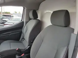 Nissan NV200 2021 S 4dr Cargo Mini-Van