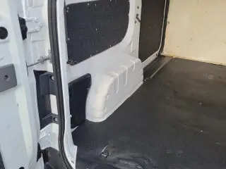 Nissan NV200 2021 S 4dr Cargo Mini-Van