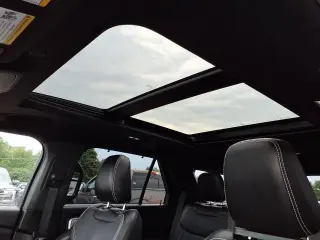 Ford Explorer 2023 AWD ST 4dr SUV