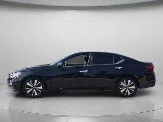 Nissan Altima 2021 2.5 SV 4dr Sedán