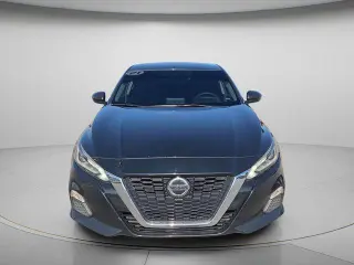 Nissan Altima 2021 2.5 SV 4dr Sedán