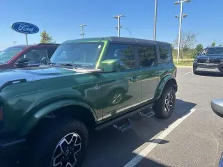 Ford Bronco 2022 4x4 Outer Banks 4dr SUV