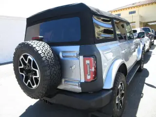 Ford Bronco 2021 4x4 Outer Banks 4dr SUV