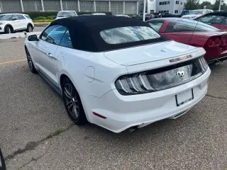 Ford Mustang 2017 EcoBoost Premium 2desc Convertible