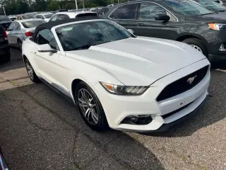 Ford Mustang 2017 EcoBoost Premium 2desc Convertible