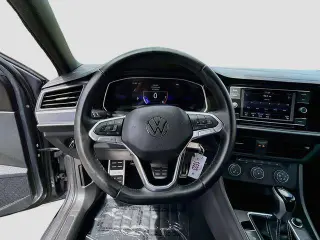 Volkswagen Jetta 2024 Sport 4dr Sedán 8A