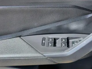 Volkswagen Jetta 2024 Sport 4dr Sedán 8A