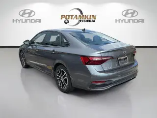 Volkswagen Jetta 2024 Sport 4dr Sedán 8A
