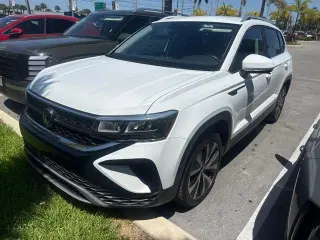 Volkswagen Taos 2023 SE 4dr SUV