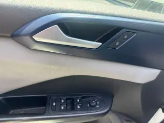 Volkswagen Taos 2023 SE 4dr SUV