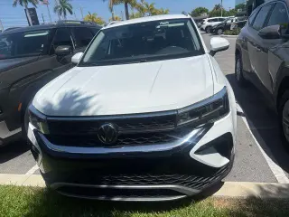 Volkswagen Taos 2023 SE 4dr SUV