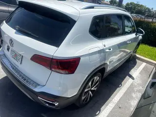 Volkswagen Taos 2023 SE 4dr SUV