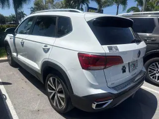 Volkswagen Taos 2023 SE 4dr SUV