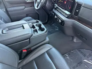 GMC Sierra 1500 2025 4x4 SLT 4dr Crew Cab 5.8 ft. SB