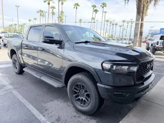 Ram 1500 2025 4x4 Rebel 4dr Crew Cab con cabina de 5.6 ft. Pickup