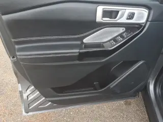 Ford Explorer 2024 AWD ST 4dr SUV