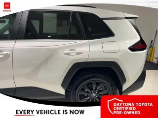 Toyota RAV4 2026 XLE Premium 4dr SUV