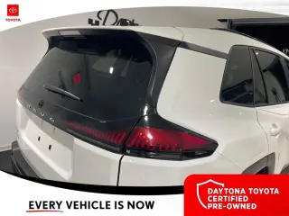 Toyota RAV4 2026 XLE Premium 4dr SUV