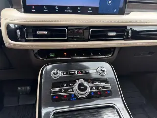 Lincoln Nautilus 2023 AWD Reserve 4dr SUV