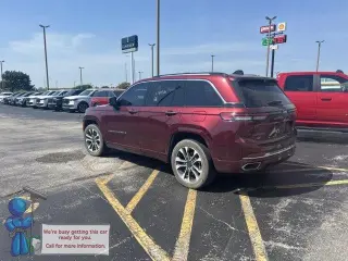 Jeep Grand Cherokee 2022 4x4 Overland 4xe 4dr SUV