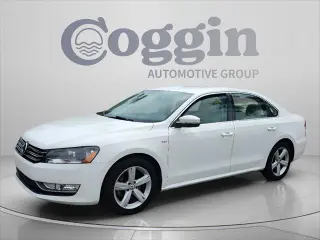 Volkswagen Passat 2015 1.8T Limited Edition 4dr Sedán PZEV