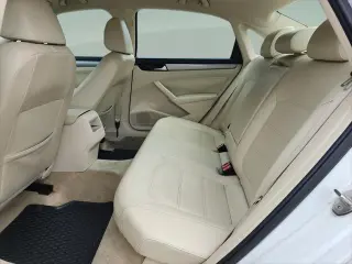 Volkswagen Passat 2015 1.8T Limited Edition 4dr Sedán PZEV