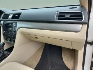 Volkswagen Passat 2015 1.8T Limited Edition 4dr Sedán PZEV