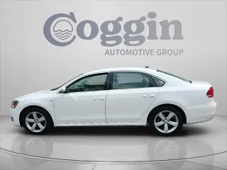 Volkswagen Passat 2015 1.8T Limited Edition 4dr Sedán PZEV