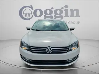 Volkswagen Passat 2015 1.8T Limited Edition 4dr Sedán PZEV