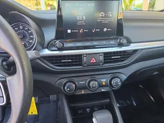 Kia Forte 2024 LXS Sedán de 4 puertas