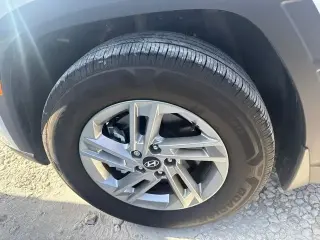 Hyundai TUCSON 2025 SE 4 SUV