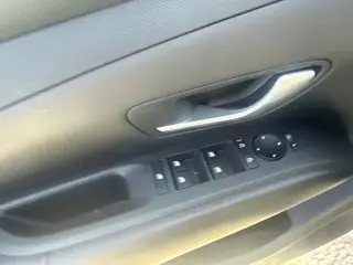 Hyundai TUCSON 2025 SE 4 SUV