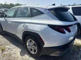 Hyundai TUCSON 2025 SE 4 SUV