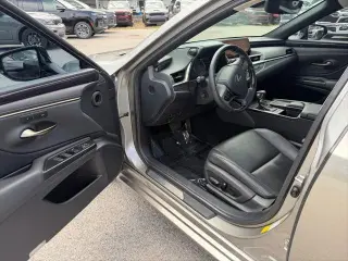 Lexus ES 350 2020 4dr Sedán