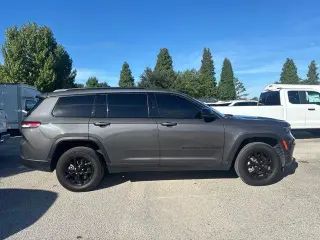 Jeep Grand Cherokee L 2024 4x4 Laredo 4dr SUV